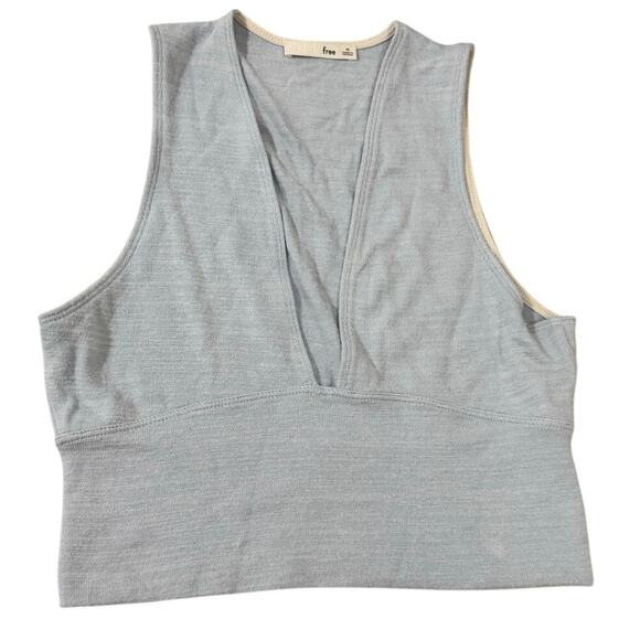 Wilfred Free Blue Knit Deep V Cropped Tank Top Women’s Medium Comfort Minimal - Picture 1 of 5